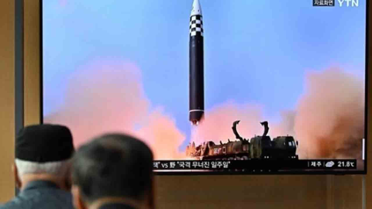 గుర్తించని బాలిస్టిక్ క్షిపణిని ప్రయోగించిన ఉత్తర కొరియా