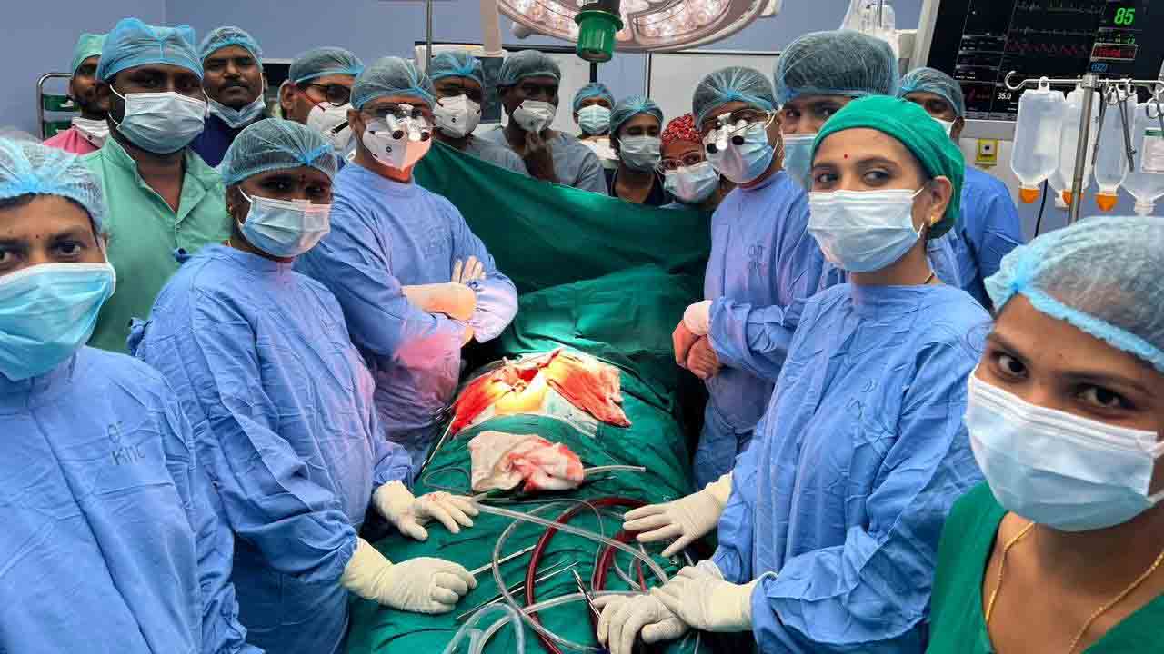 వ‌రంగ‌ల్ ఎంజీఎంలో ఓపెన్ హార్ట్ స‌ర్జ‌రీ స‌క్సెస్‌.. వైద్యుల‌పై హ‌రీశ్‌రావు ప్ర‌శంస‌లు