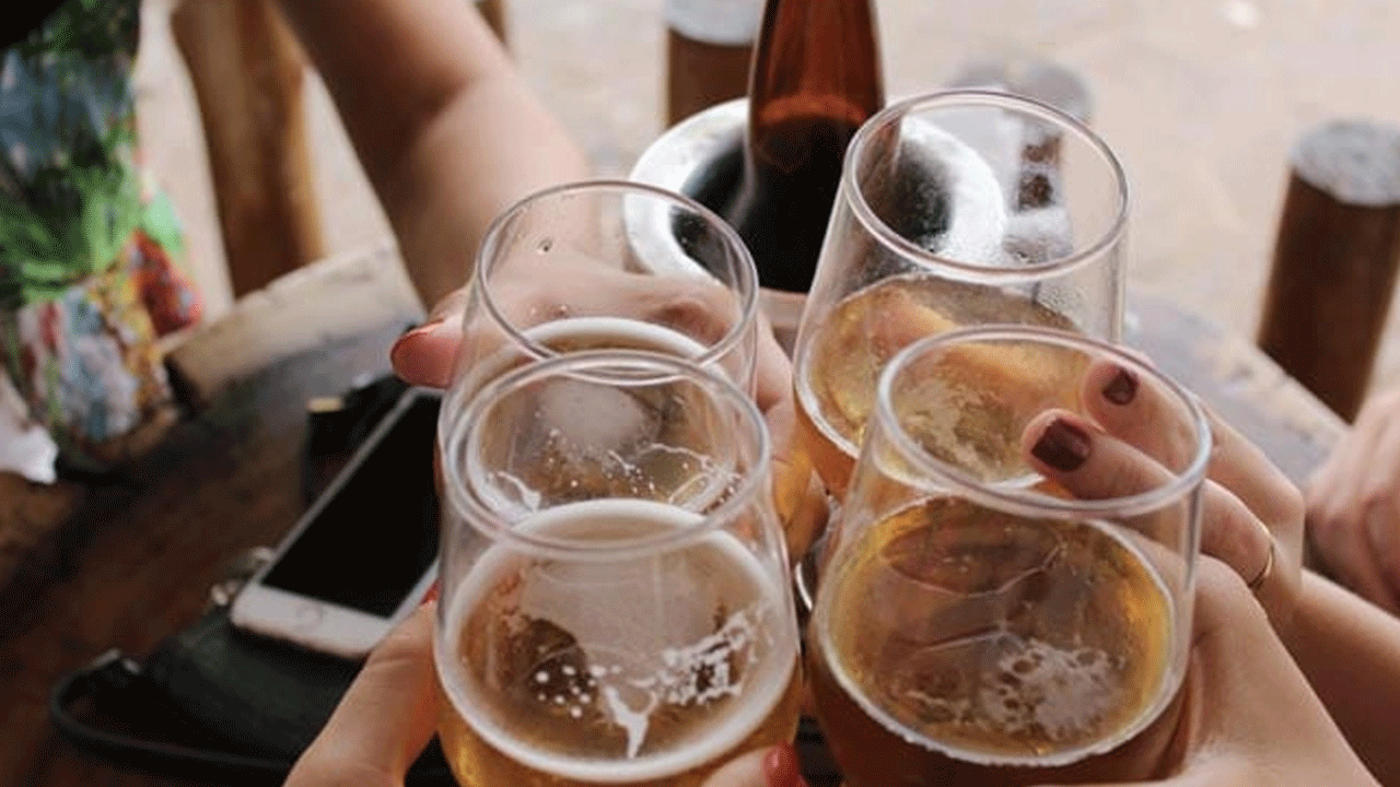 Pubs | 17 గంటల్లో 67 పబ్బుల్లో తాగిన యువకుడు.. మెచ్చుకుంటున్న ప్రజలు!