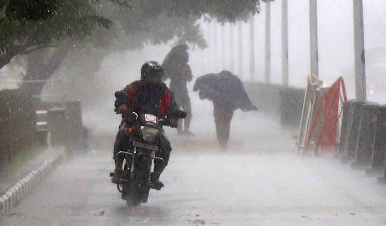 TS Weather Update | రాష్ట్రంలో మరో నాలుగు రోజులు వడగళ్ల వానలు..!