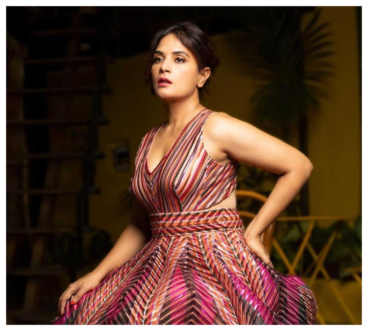 Richa Chadha | స్లీవ్ లెస్ అందాల‌తో కైపెక్కిస్తున్న రిచా చద్దా..
