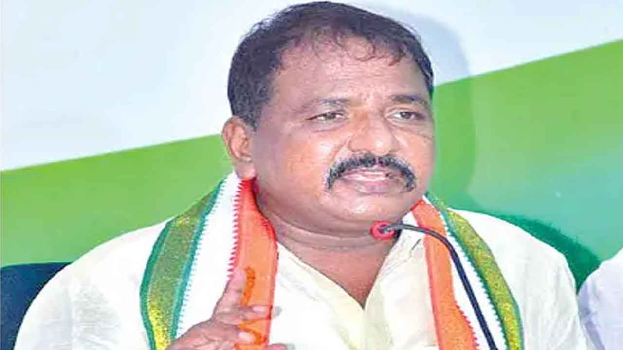 రాజధాని లేని ఏకైక రాష్ట్రం ఏపీ : సాకే శైలజానాథ్‌