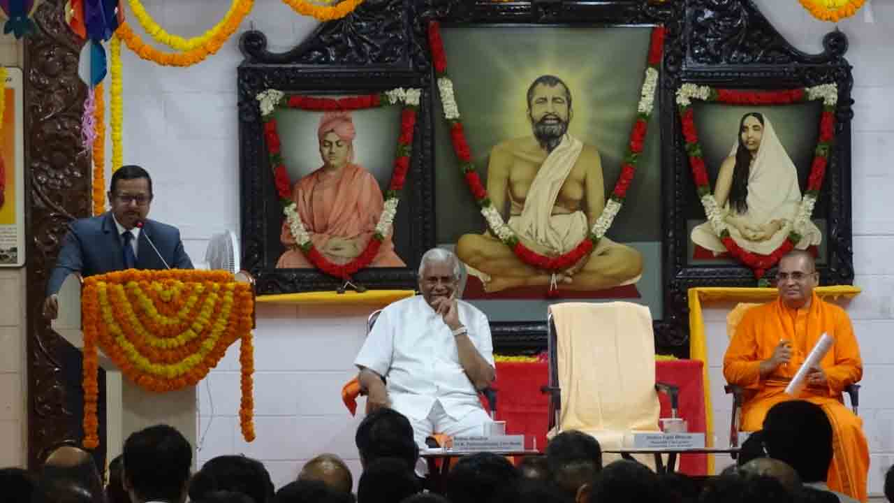 ఐకమత్యంగా ఉంటేనే ప్రపంచ శక్తిగా భారత్ : హైకోర్టు సీజే ఉజ్జల్‌ భూయాన్‌