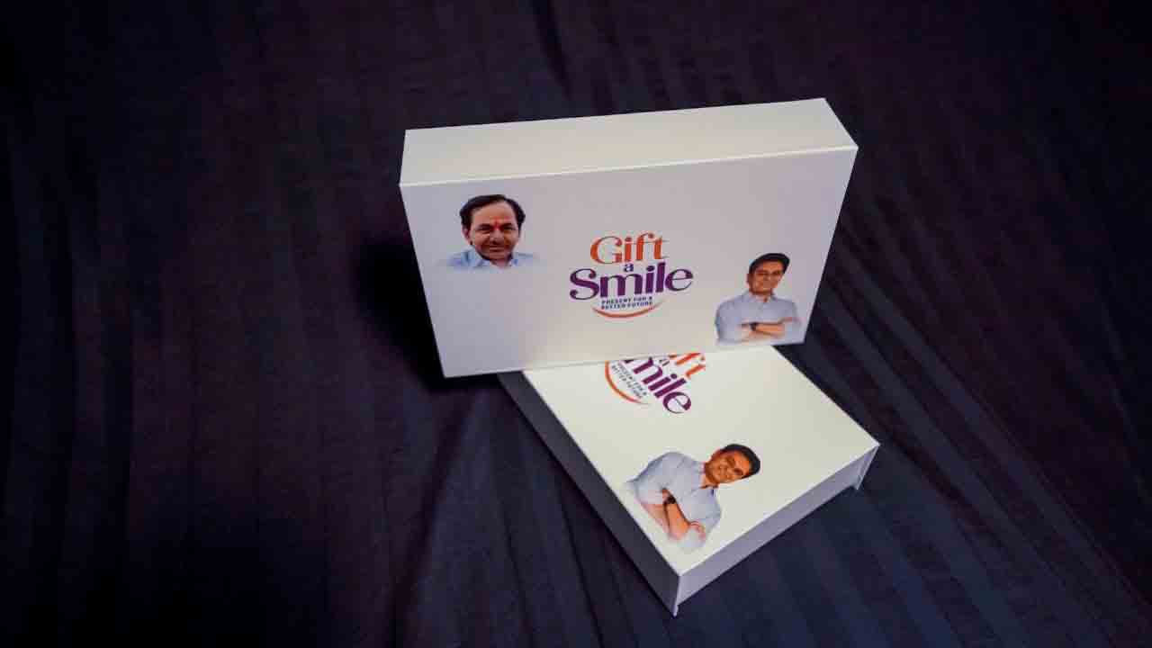 త్వ‌ర‌లోనే ఇంట‌ర్ విద్యార్థుల‌కు ట్యాబ్స్ పంపిణీ.. కేటీఆర్ ట్వీట్