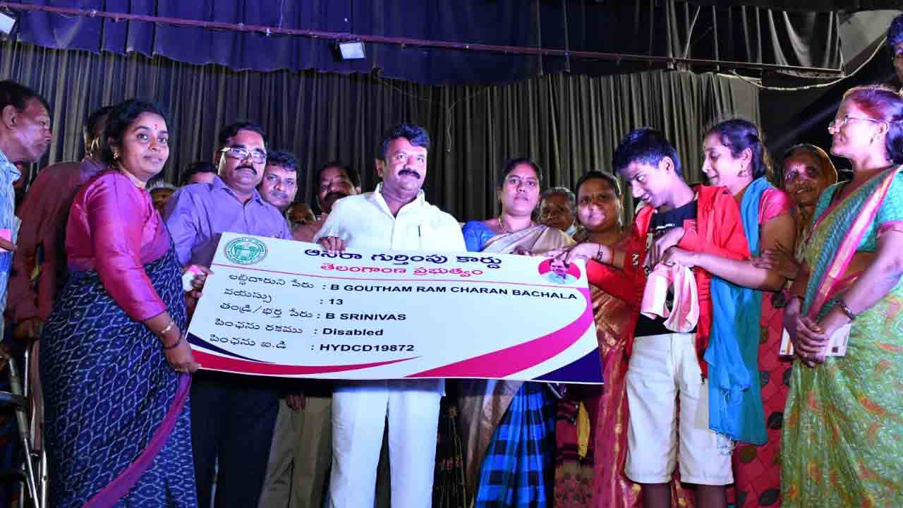 దేశంలో ఎక్కడా లేనివిధంగా సంక్షేమ పథకాలు : తలసాని శ్రీనివాస్‌ యాదవ్‌