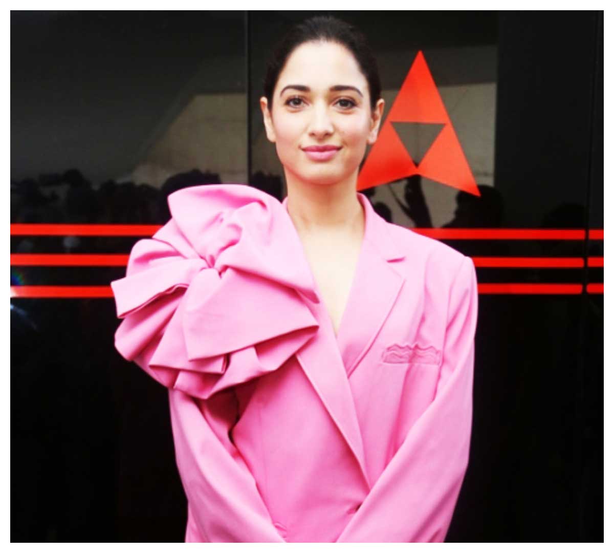 Tamannaah Bhatia | బబ్లీ బౌన్సర్ మూవీ ట్రైలర్ లాంచ్‌లో తమన్నా భాటియా..