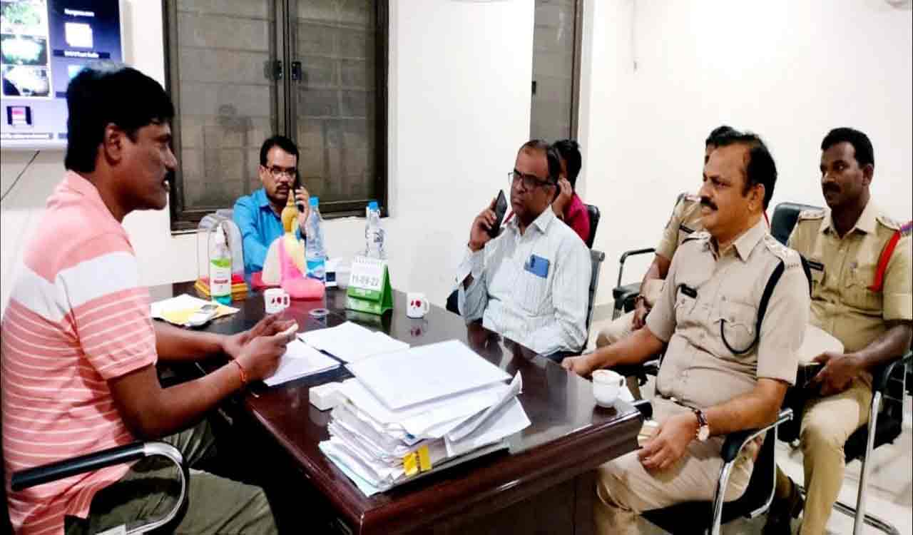 ప్రజలు భాగస్వాములు కావాలి