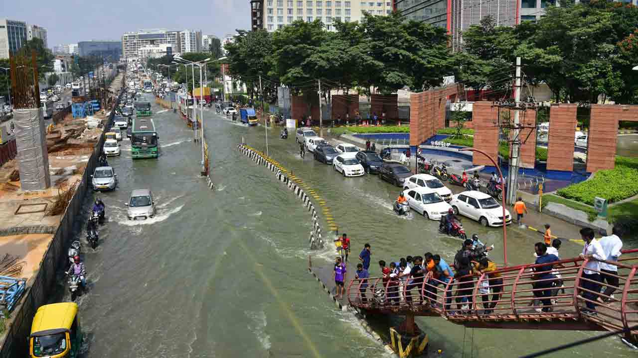 మునిగిన బెంగళూరు