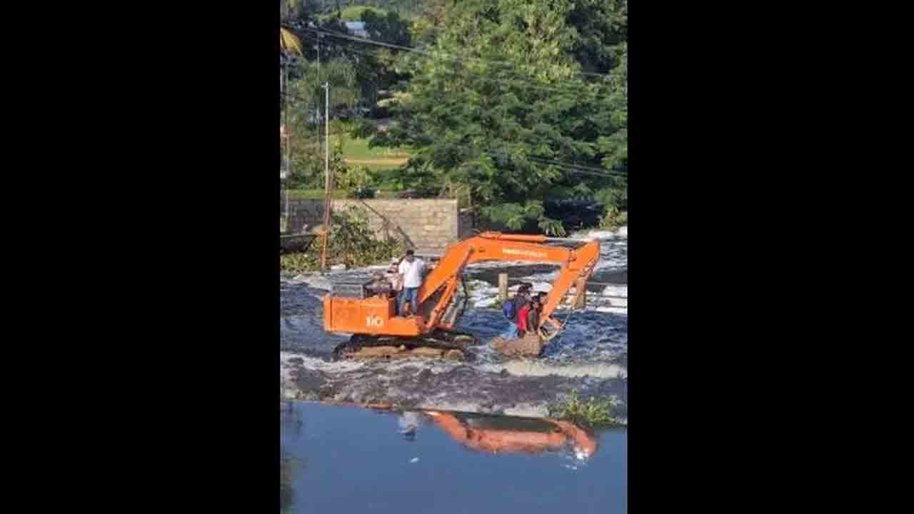 Viral Video: బెంగ‌ళూరు వ‌ర్షాల‌పై ఆనంద్ మ‌హీంద్ర ట్వీట్..ఏమ‌న్నారంటే?