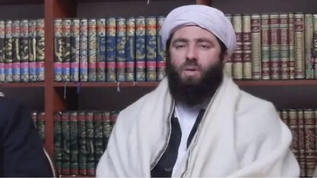 ఆప్ఘ‌న్ మ‌సీదులో పేలుడు : మ‌త గురువు అన్సారీ మృతి