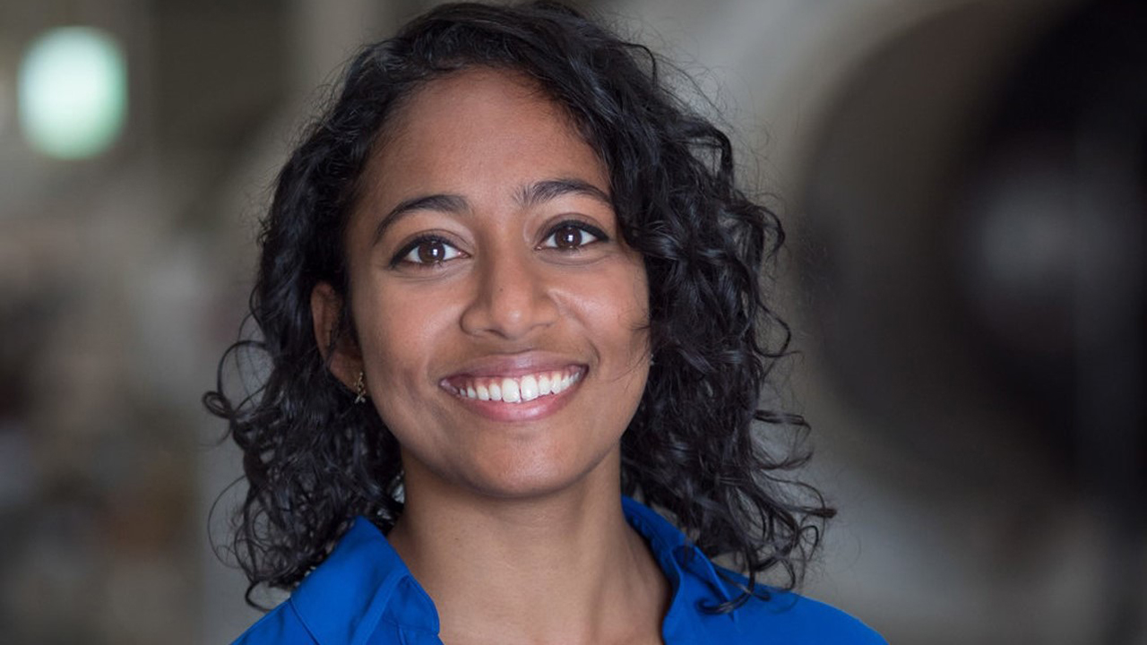 నా లక్ష్యం.. అంతరిక్షం : బండ్ల శిరీష