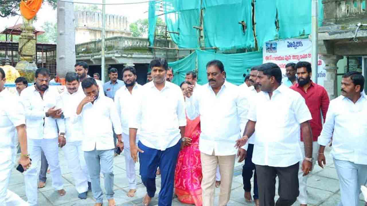 30న శ్రీ సీతారామ చంద్ర‌స్వామి ఆల‌యంలో బ‌తుక‌మ్మ వేడుక‌లు