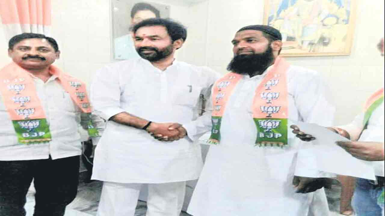 బీజేపీ నేత ‘డబుల్‌’ దోపిడీ!