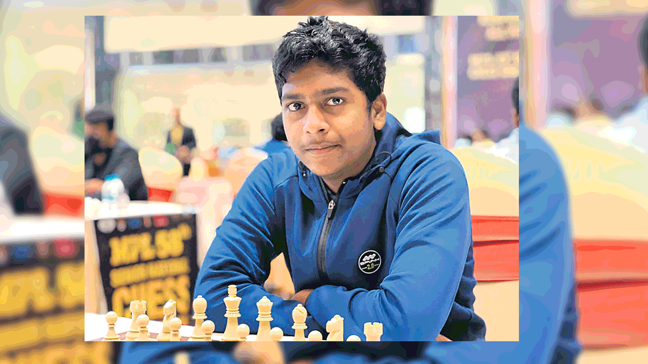 ‘గ్రాండ్‌మాస్టర్‌’ ప్రణవ్‌