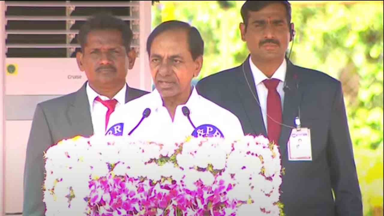 స్వాతంత్ర్యానికి పూర్వ‌మే హైద‌రాబాద్ ఎంతో అభివృద్ధి : సీఎం కేసీఆర్