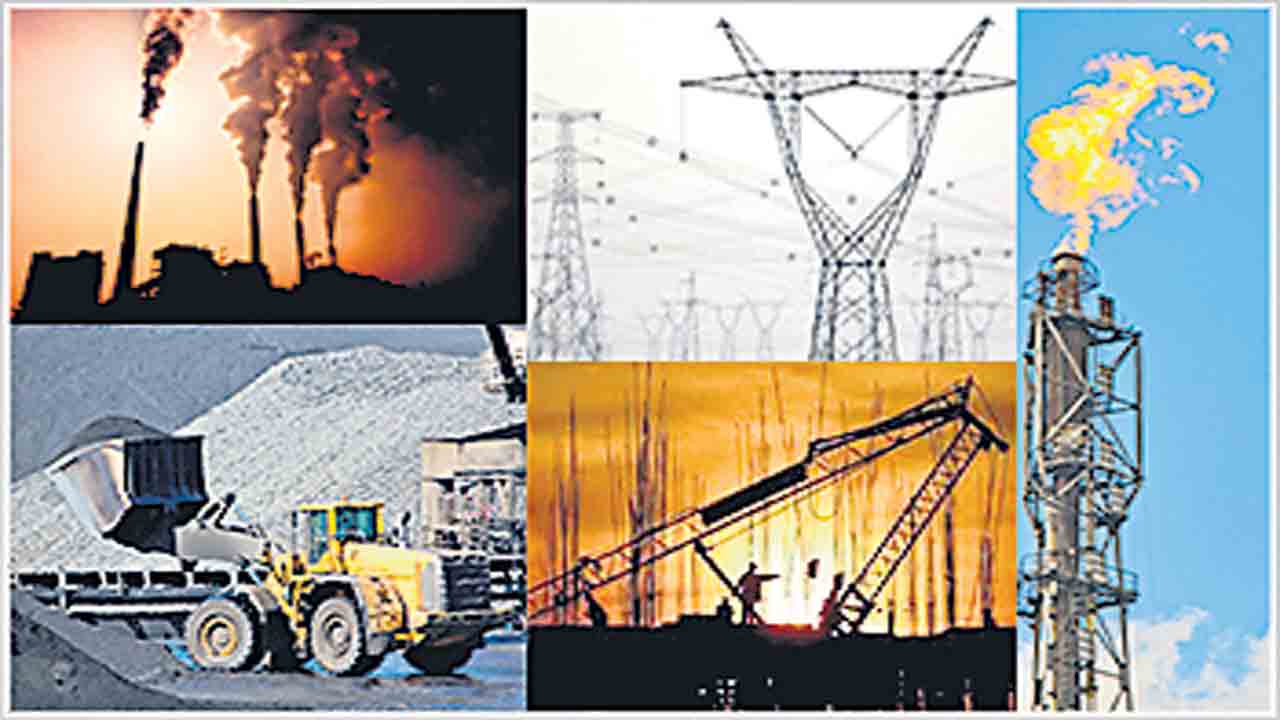 కీలక రంగాల్లో మళ్లీ నిస్తేజం