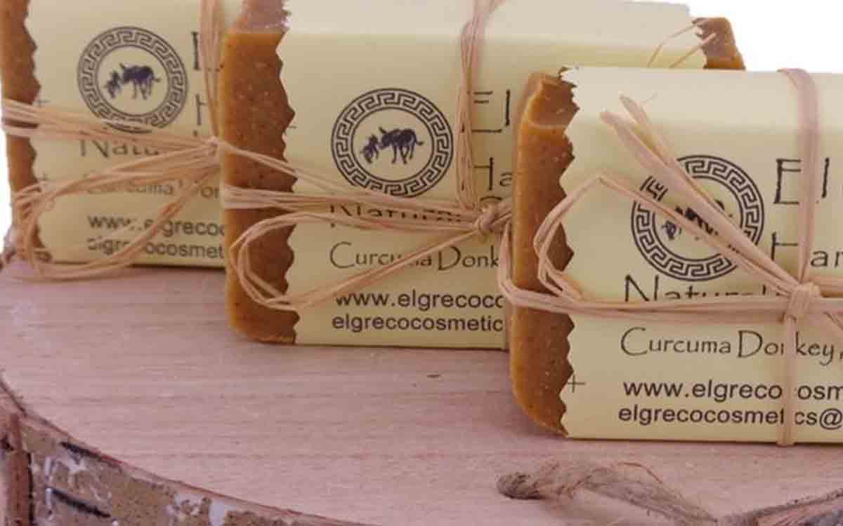 గాడిద పాలతో స‌బ్బుల త‌యారీ.. వాడితే య‌వ్వ‌నంగా ఉంటార‌ట‌..!