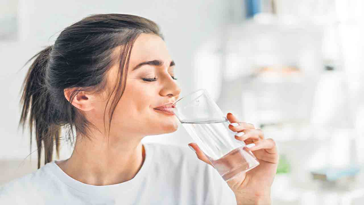 అతిగా నీళ్లు తాగితే..