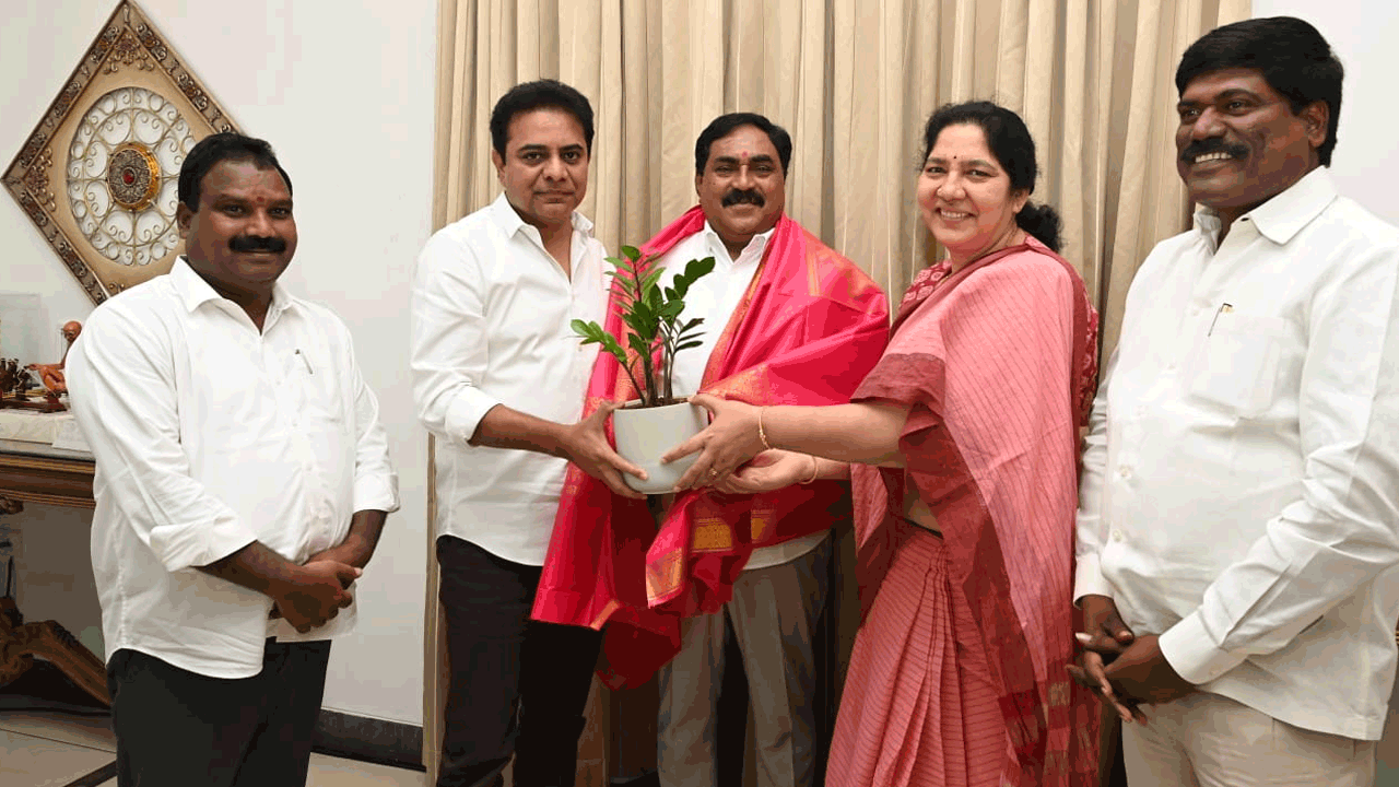 మంత్రి ఎర్రబెల్లికి ప్రశంసల వెల్లువ..