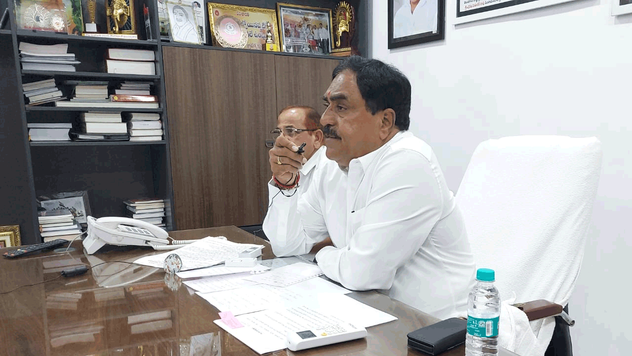 రాష్ట్రంలో 485 కొత్త స‌బ్ సెంట‌ర్ల నిర్మాణం : మంత్రి ఎర్రబెల్లి