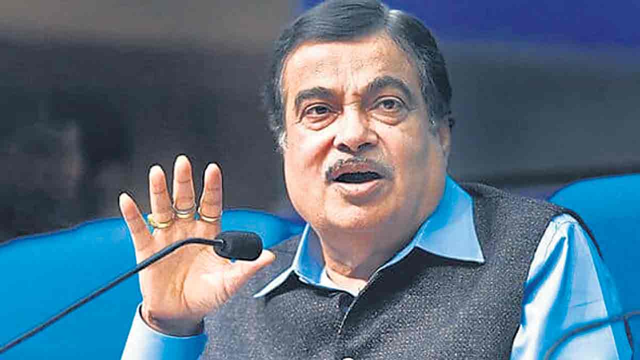 ఎలక్ట్రిక్ హైవేల అభివృద్ధికి కసరత్తు
