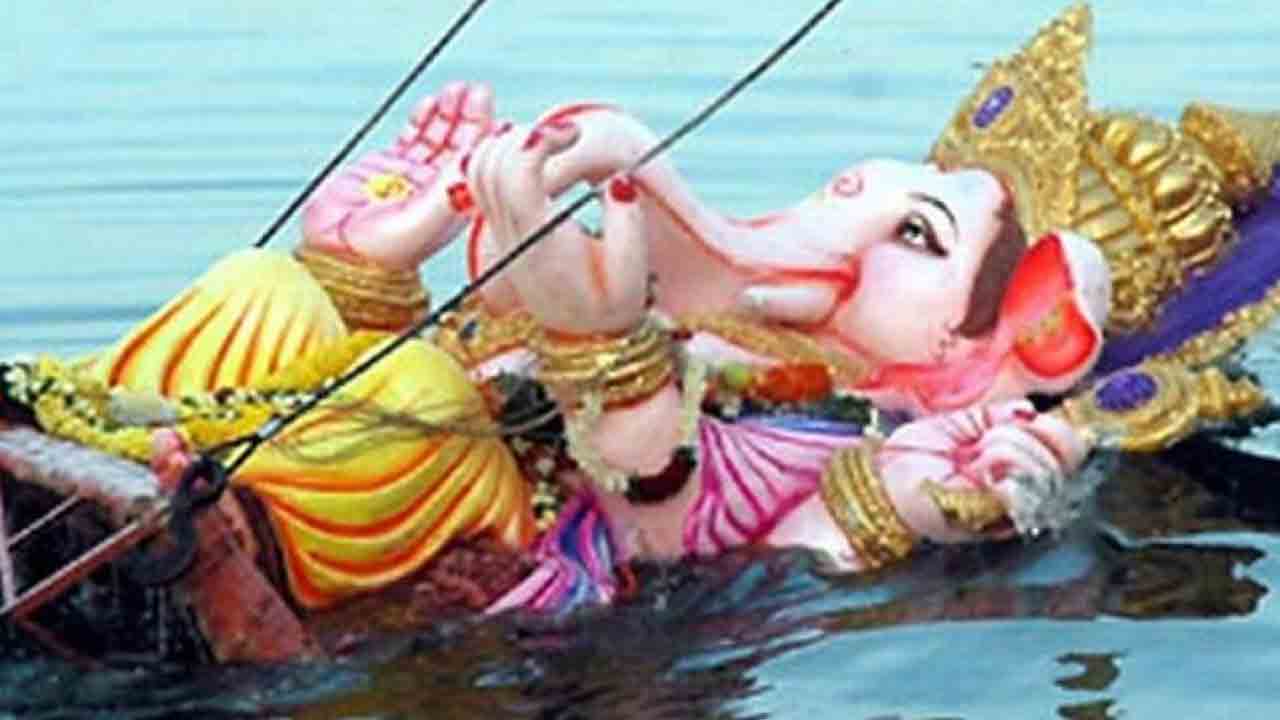 రేప‌ట్నుంచి ట్యాంక్‌బండ్‌ పరిసరాల్లో ట్రాఫిక్‌ ఆంక్షలు