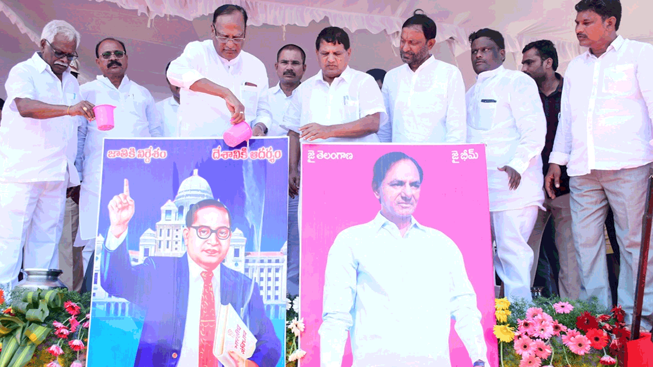 అభివృద్ధిని చూసి ఓర్వలేకే  జాతీయ పార్టీల కుట్రలు : మండలి చైర్మన్‌ గుత్తా