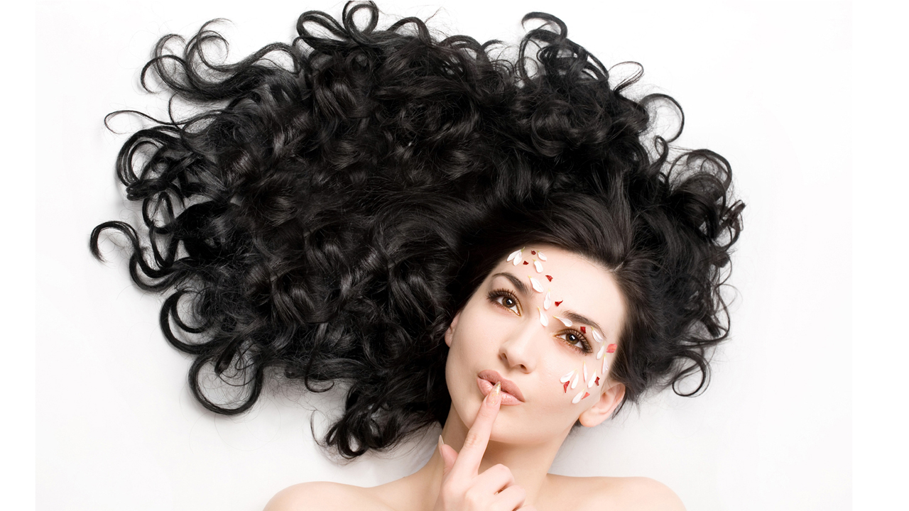 జుట్టు రాలే స‌మ‌స్య‌ల‌కు ఈ ఆయిల్‌తో చెక్‌.. బామ్మ‌, తాత‌ల‌ చిట్కా అదుర్స్‌