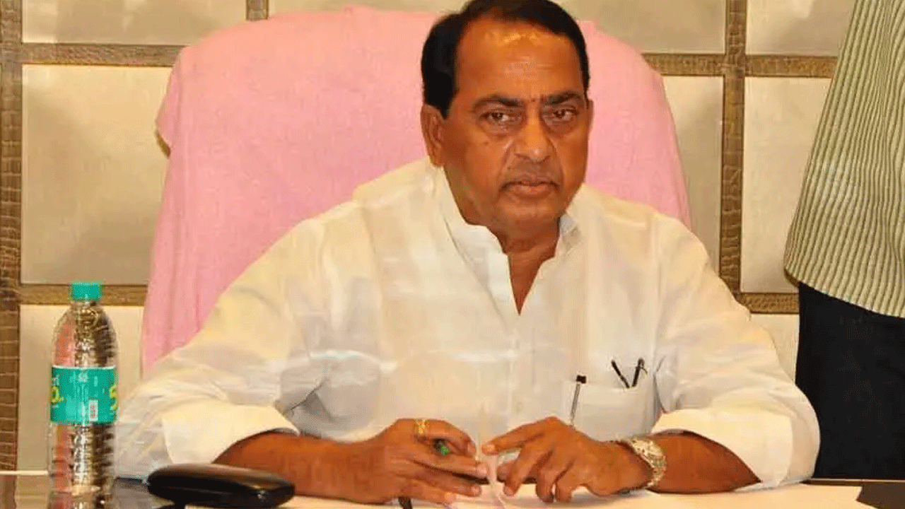 గ‌వ‌ర్న‌ర్ తీరు బాధాక‌రం: మంత్రి ఇంద్ర‌క‌ర‌ణ్‌రెడ్డి