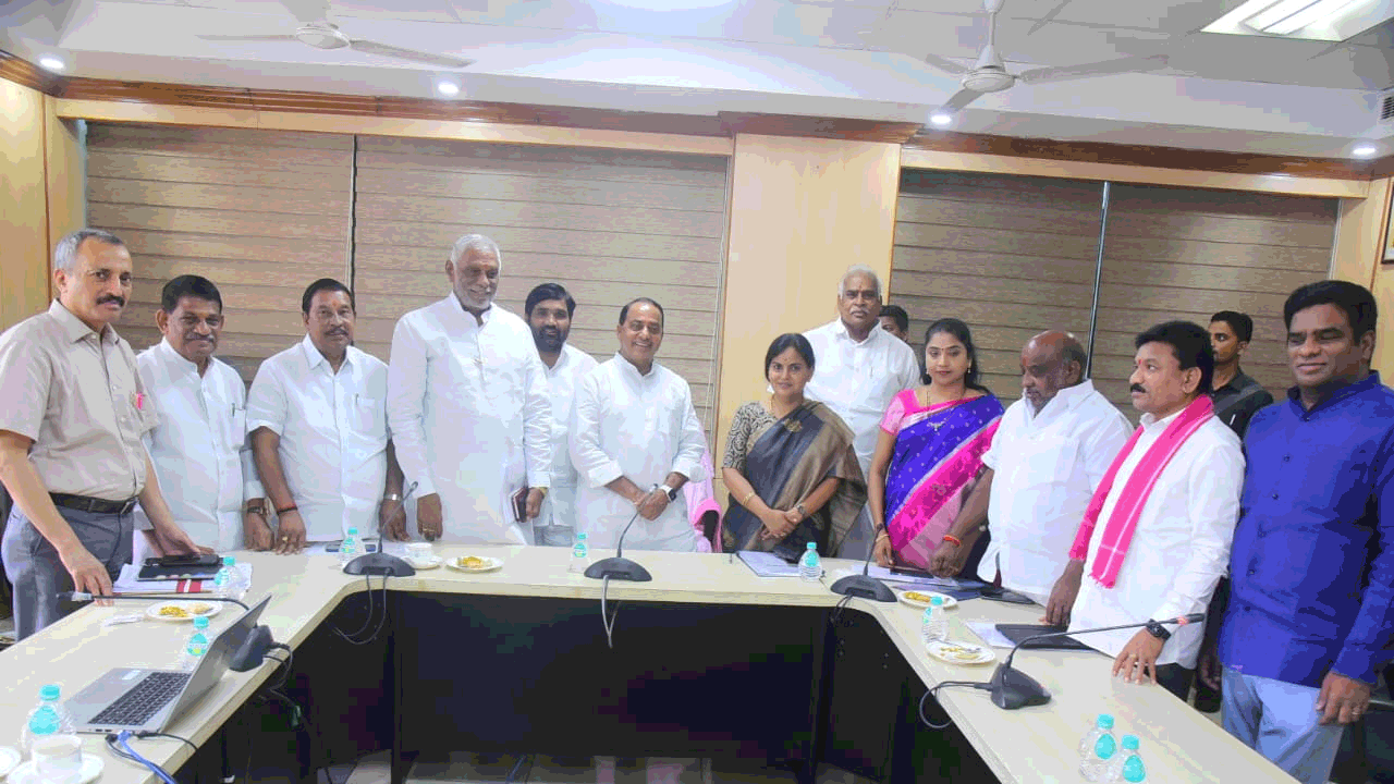 పోడు భూముల సమస్య శాశ్వత పరిష్కారానికి కృషి : మంత్రి ఇంద్రకరణ్‌ రెడ్డి