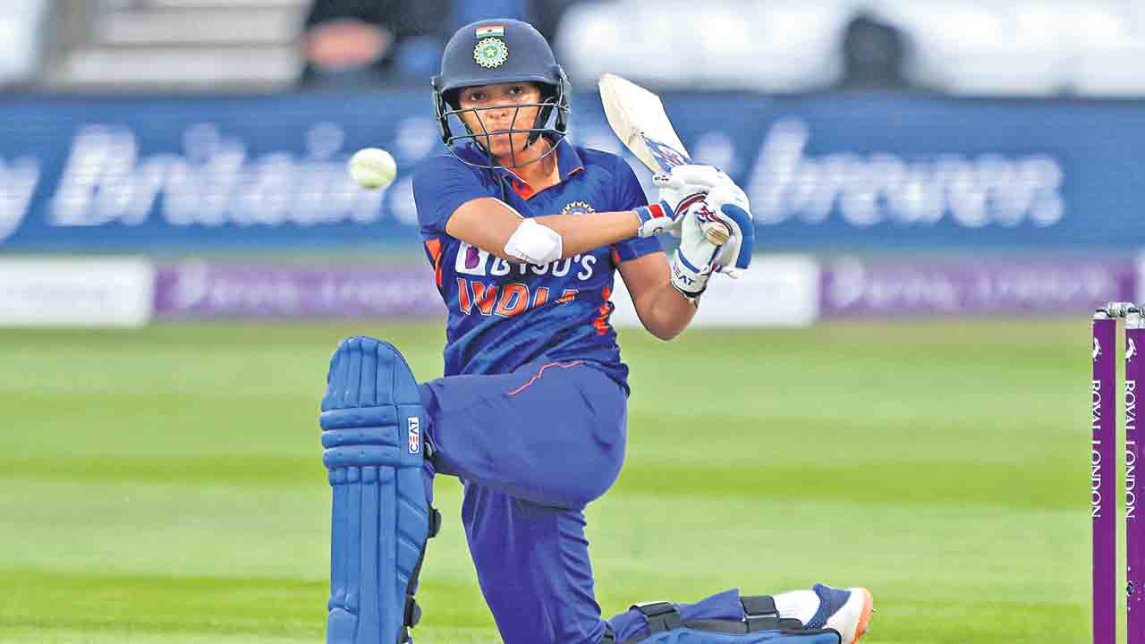 కౌర్‌ సూపర్‌ సెంచరీ