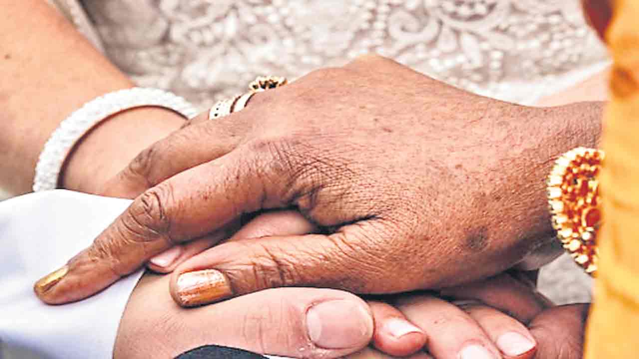 ‘ఆధునిక బానిసత్వం’లోకి 5 కోట్ల మంది!