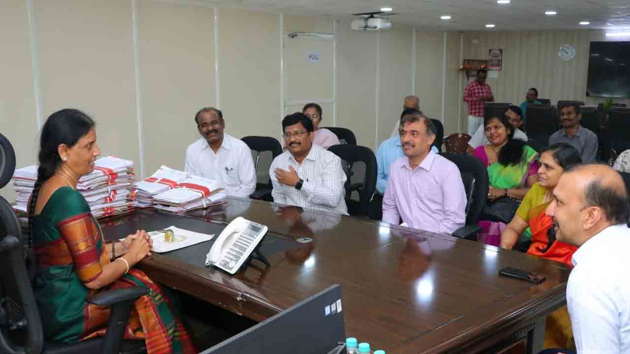 బేగంపేట డిగ్రీ కళాశాలకు న్యాక్ ఏ ప్లస్ గ్రేడ్..మంత్రి సబితా ఇంద్రారెడ్డి హర్షం