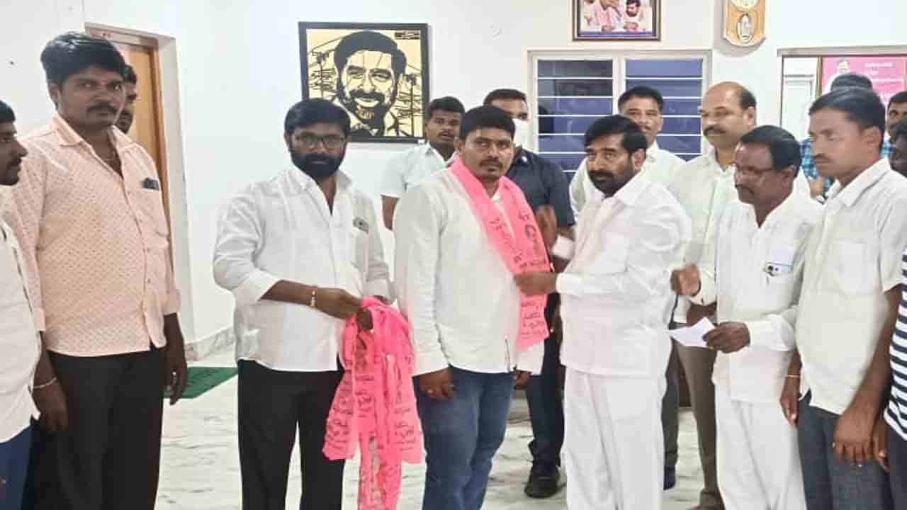 తెలంగాణలో బీజేపీ, కాంగ్రెస్‌కు మనుగడ లేదు
