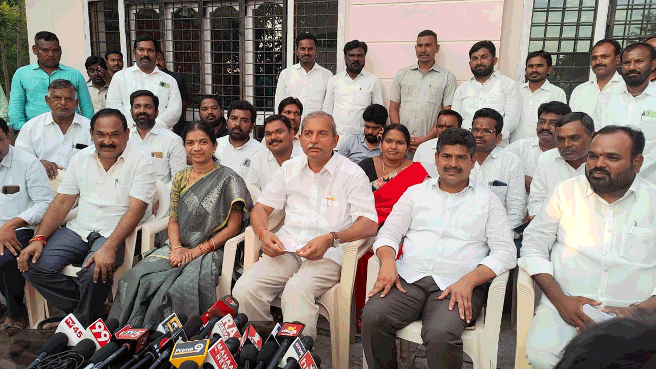 దైవ దర్శనం కోసం వచ్చి రాజకీయాలు మాట్లాడడం సరికాదు : ఎమ్మెల్యే చెన్నమనేని