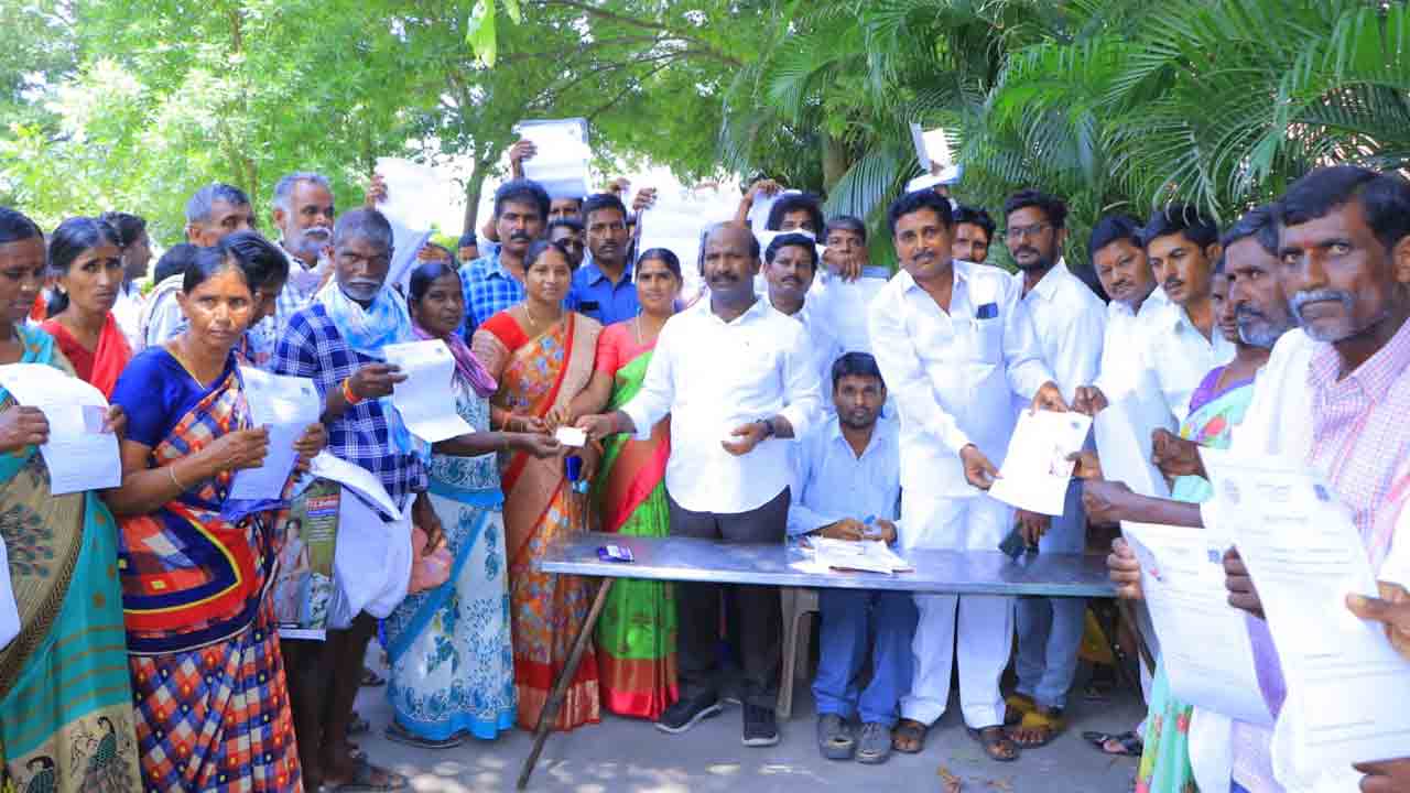 డయాలసిస్ రోగులకు పెన్షన్‌ ఇవ్వడం హర్షణీయం : ఎమ్మెల్యే చిరుమర్తి