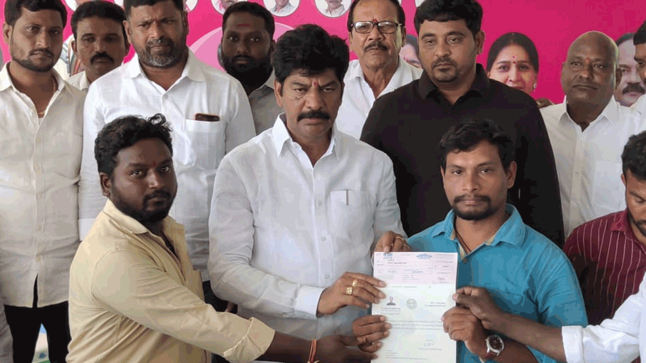 అభాగ్యులకు అండగా..సీఎంఆర్‌ఎఫ్‌ : ఎమ్మెల్యే శంకర్ నాయక్