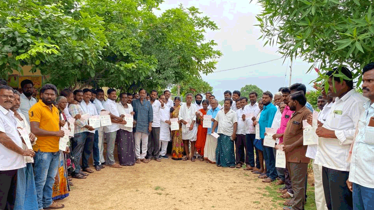 నిరుపేదలకు అండగా సీఎం సహాయనిధి