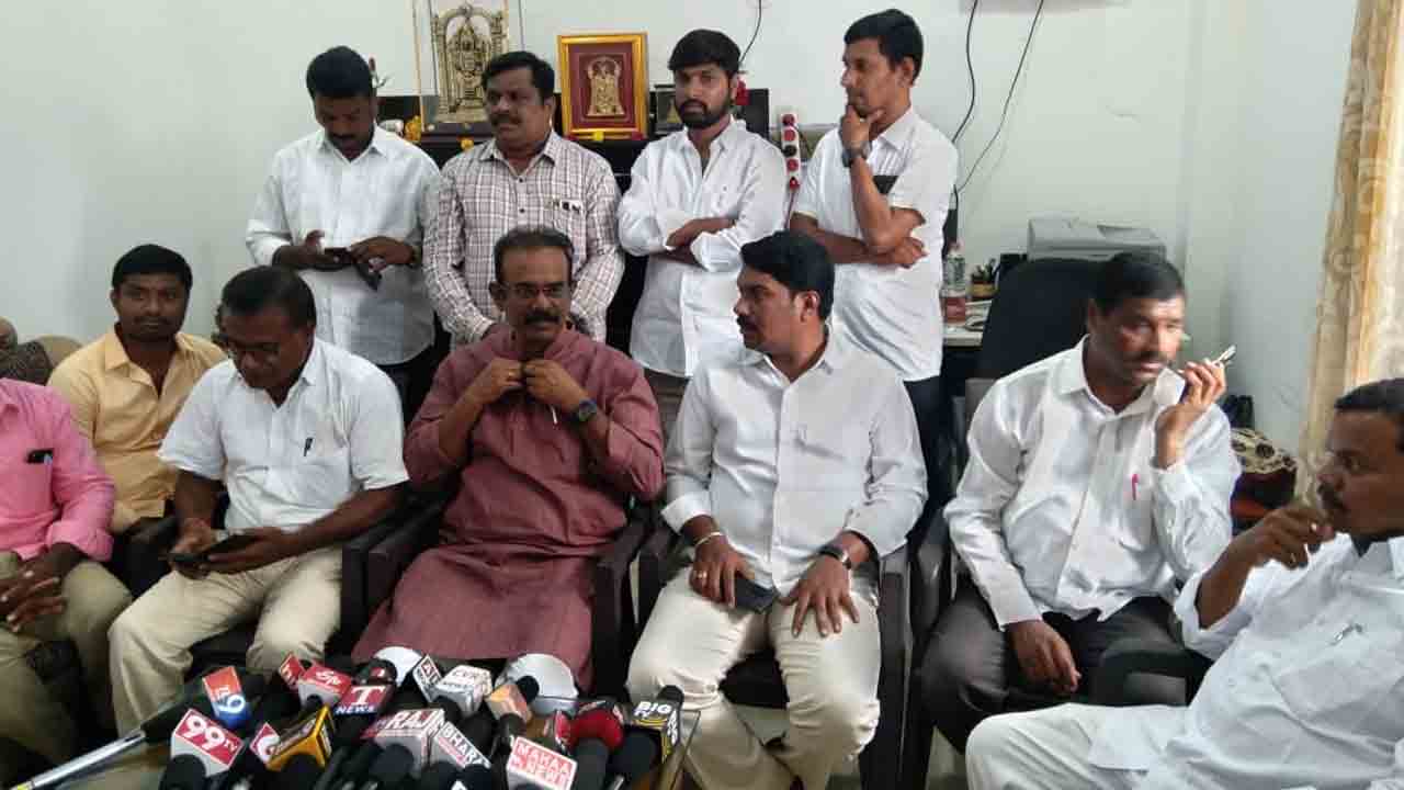 నాకు పదవులు అవసరం లేదు పార్టీ కోసం పనిచేస్తా : మాజీ ఎంపీ బూర