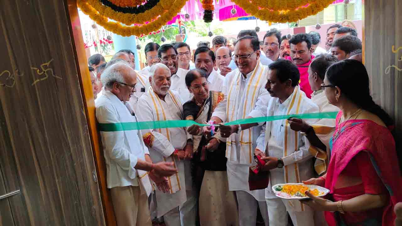 చదువుంటే ఎంతవరకైనా ఎదుగవచ్చు