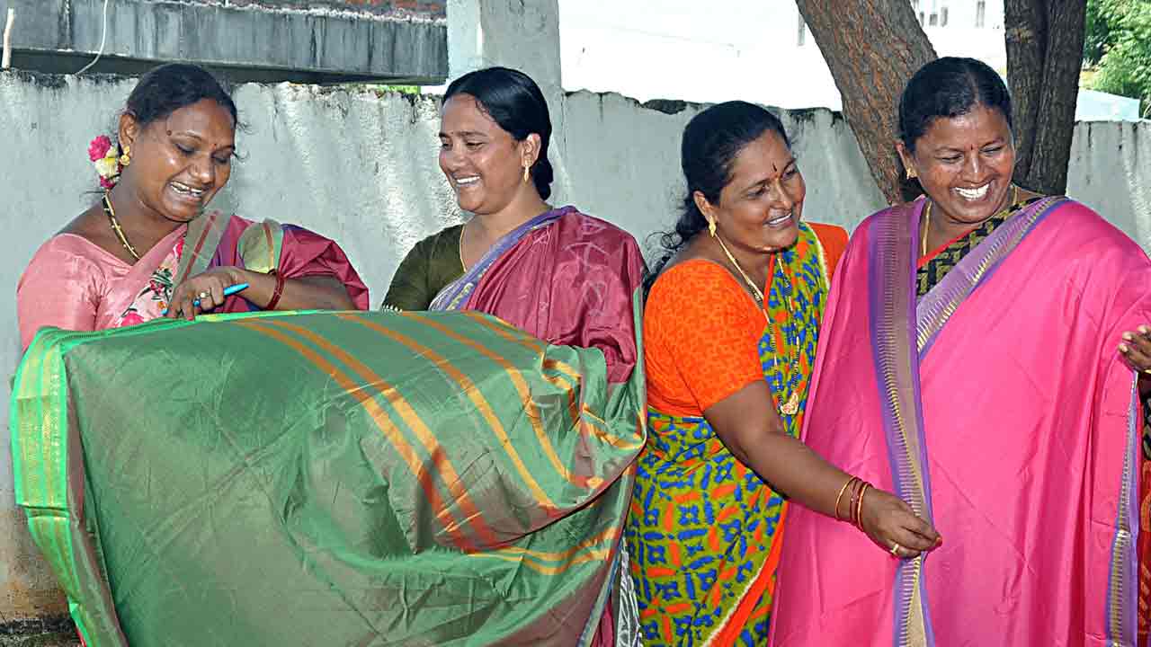 సార తెచ్చిన సంతోషం