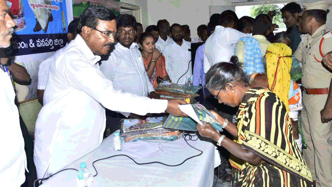 కాశీంనగర్‌కు సాగు నీళ్లు తీసుకొస్తాం : మంత్రి నిరంజన్‌ రెడ్డి