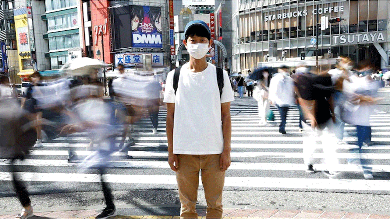 ‘ఏమీ చేయ‌కుండానే రెండు చేతులా సంపాదిస్తున్నాడు’