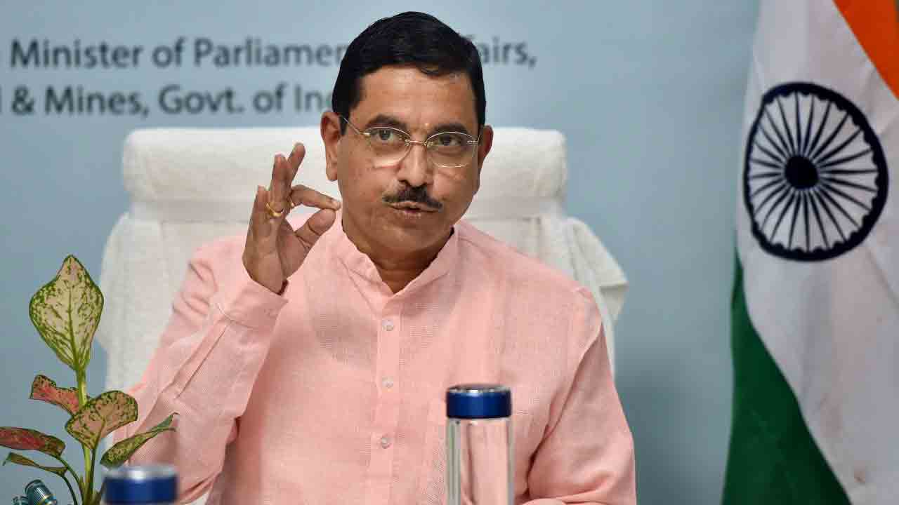 గనుల అభివృద్ధికి పెద్దపీట వేయాలి