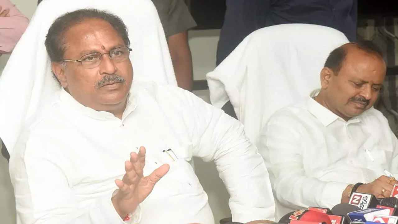 ఈ నెల 20 నుంచి ఏపీలోని 8 ఆలయాల్లో ఆన్‌లైన్‌ సేవలు