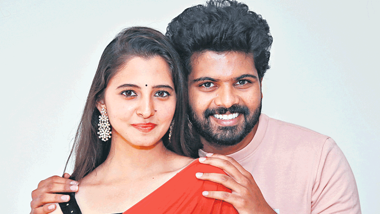 కొత్త కథ చెప్పాలనుకున్నాం..!