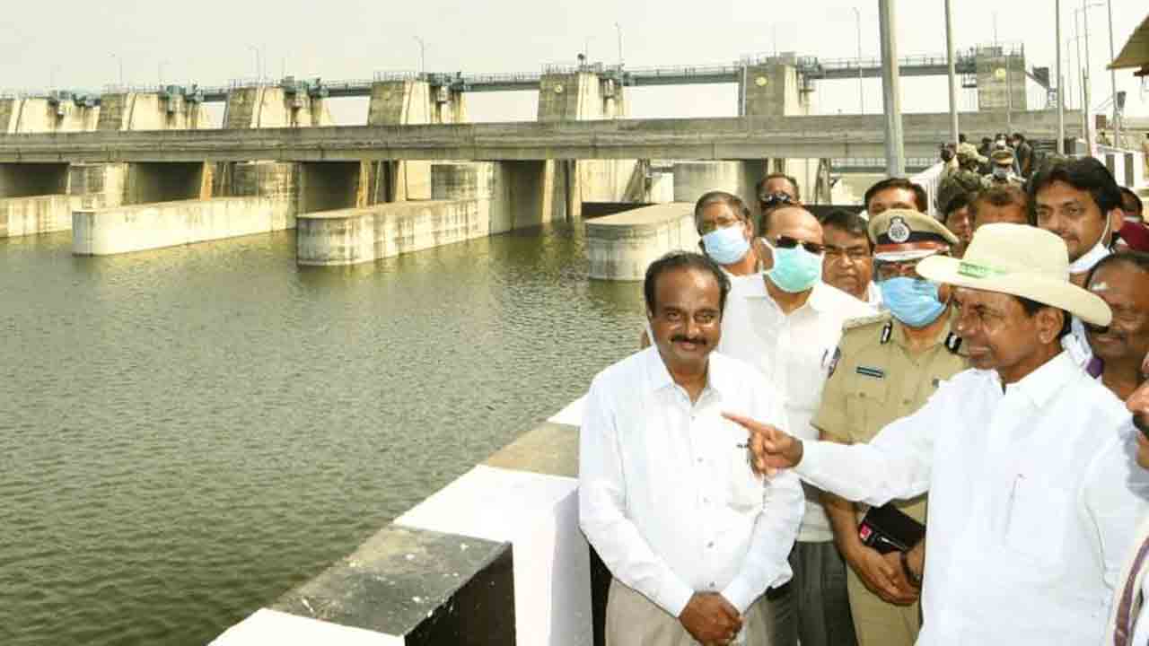 కేసీఆర్‌ విధానాలతో సాగుకు మేలు