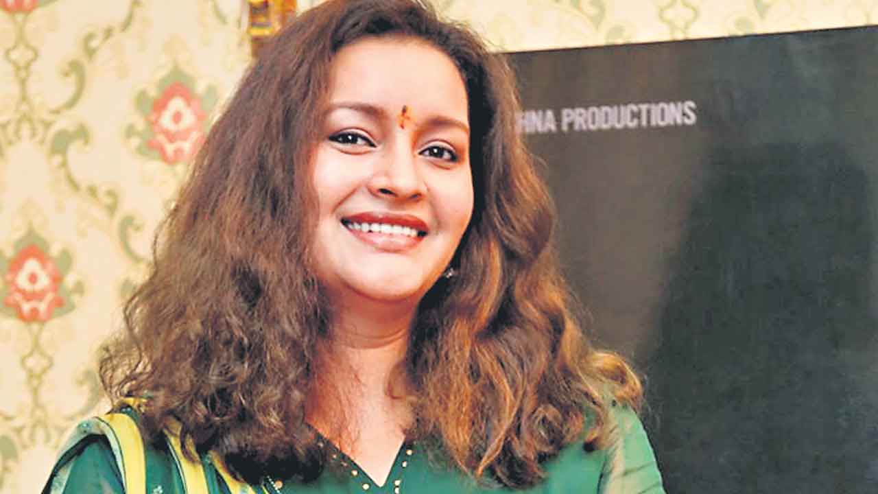 హేమలత లవణం పాత్రలో..