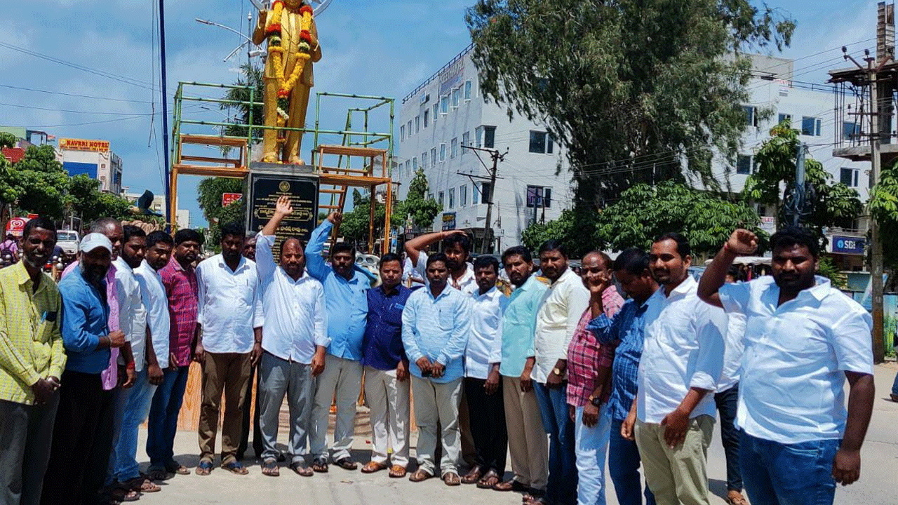 పార్లమెంట్‌కు అంబేద్కర్‌ పేరు పెట్టాలని అసెంబ్లీ తీర్మాణం..హర్షం వ్యక్తం చేసిన దళిత సంఘాలు