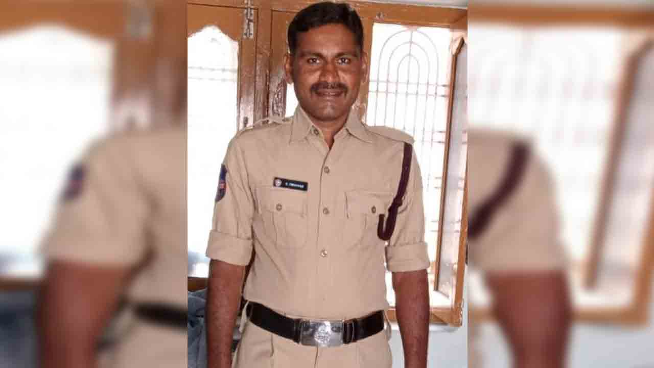 వ‌న‌ప‌ర్తి జిల్లాలో విద్యుత్ షాక్‌తో కానిస్టేబుల్ మృతి